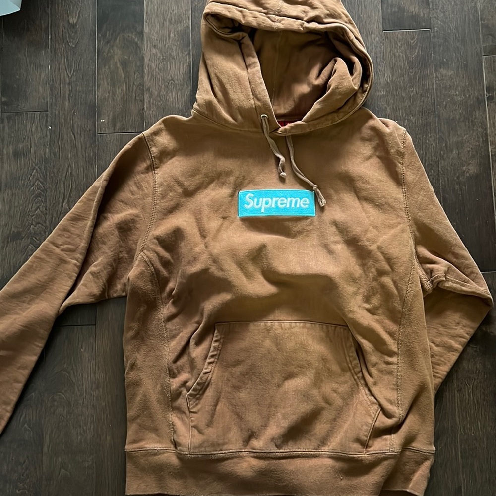 Supreme sweatshirt - like new